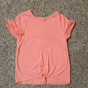 SO Girls Coral Front Knot T-Shirt Medium